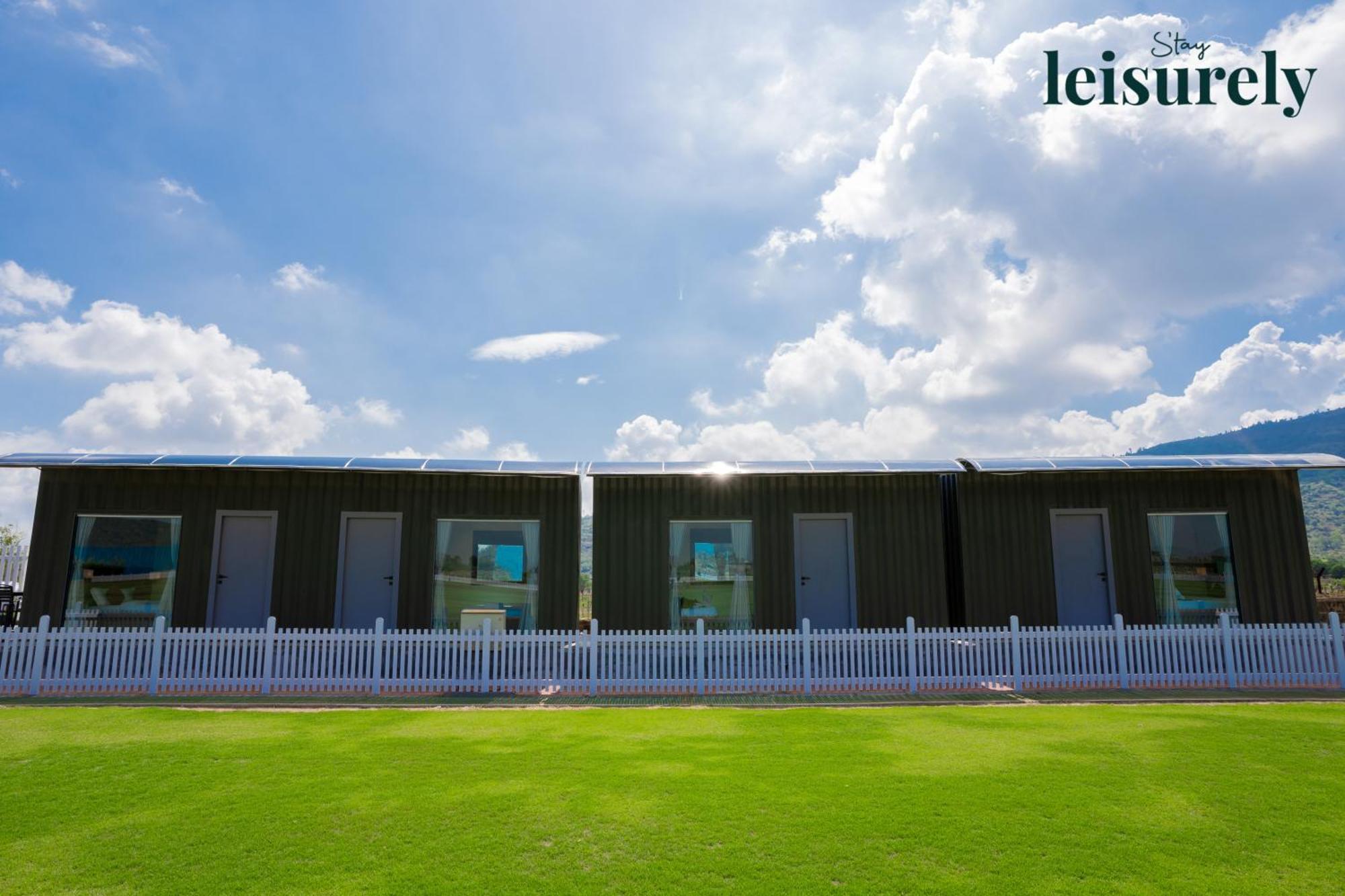 Stay Leisurely - Pavilion By The Hills, Lonavala - Stadium View Rooms Экстерьер фото